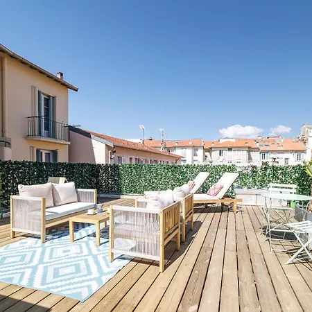 Wide Open Sky Terrace 1 Bdr