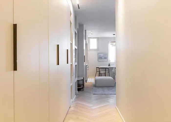 Apartment Wide Open Sky Terrace 1 Bdr *