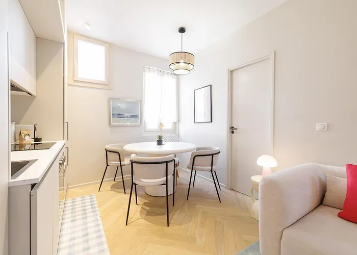 Wide Open Sky Terrace 1 Bdr Διαμέρισμα Νίκαια