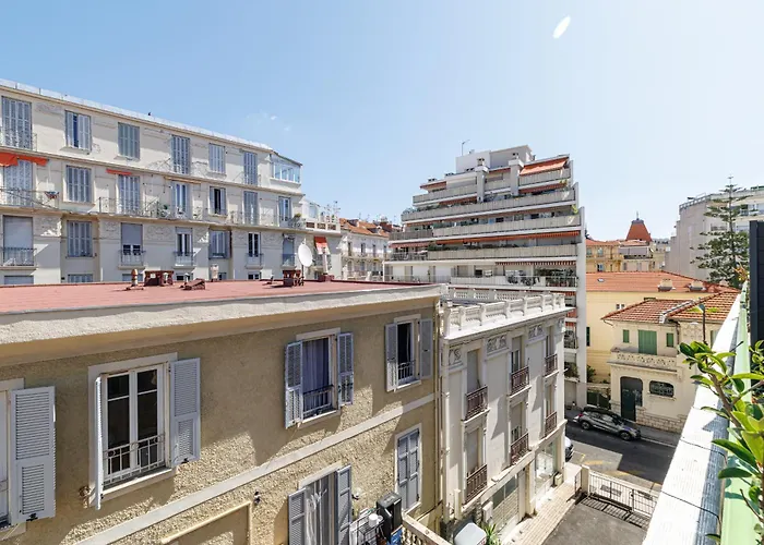 Wide Open Sky Terrace 1 Bdr Apartment Nice