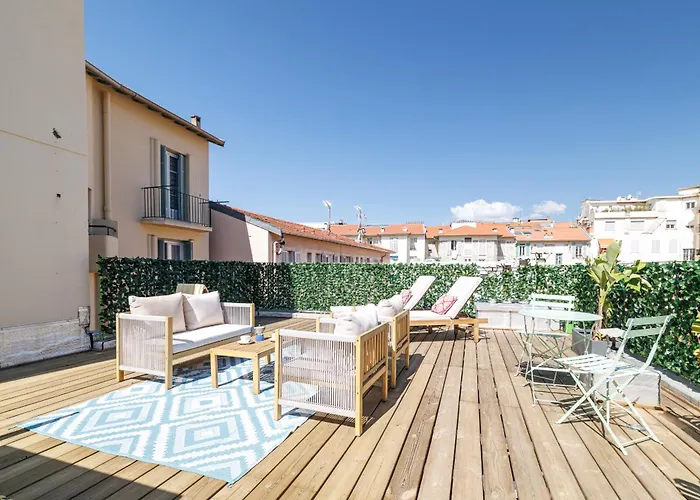 Wide Open Sky Terrace 1 Bdr