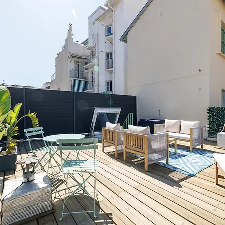 Wide Open Sky Terrace 1 Bdr